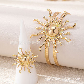 2 Pieces Elegant Fashion Easiest for Match Hollow Sun Bracelet Ring Suitable for Women's Daily Party Casual Wear