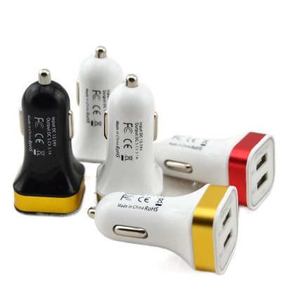 New car mobile phone charger one drag three pairs of USB with cable car charger Android Apple Multi-Function Charger