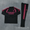 2627 Royal M Black with Rose Red
