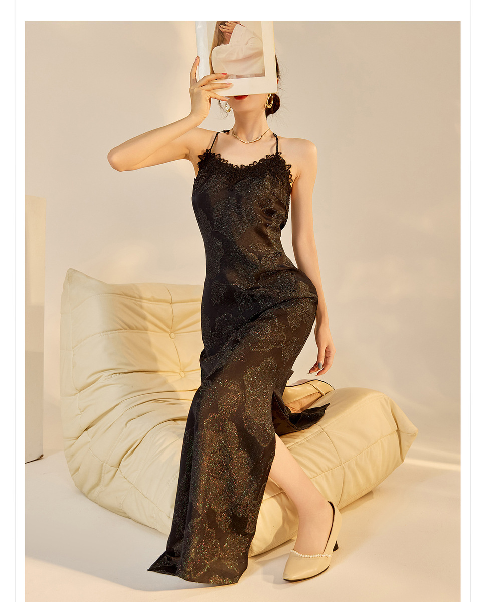 Đầm dài ren ôm body nữ cổ chữ V quyến rũ — Màu đen cao cấp, Màu trà Matcha, mơ