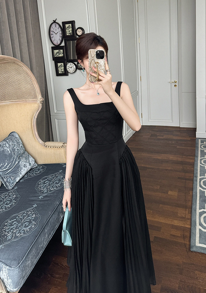Đầm ôm body nữ dáng dài cổ vuông xếp ly phong cách Pháp — [Đen] chi tiết 4