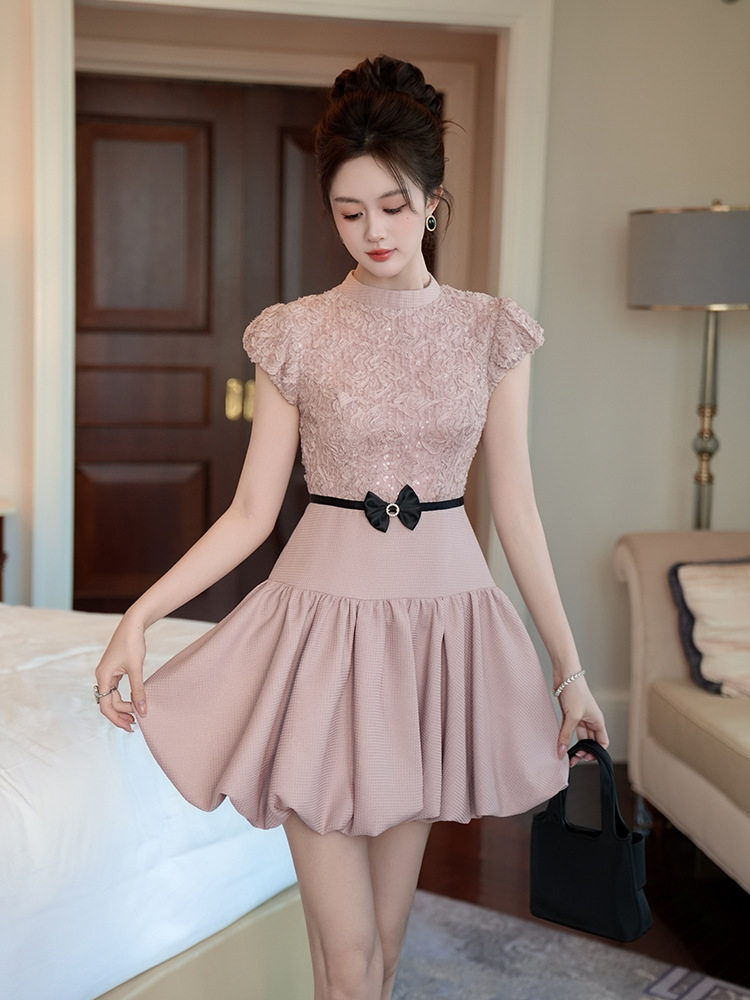 Đầm dự tiệc mùa hè ôm body tay bồng cổ tròn — [Hồng anh đào]