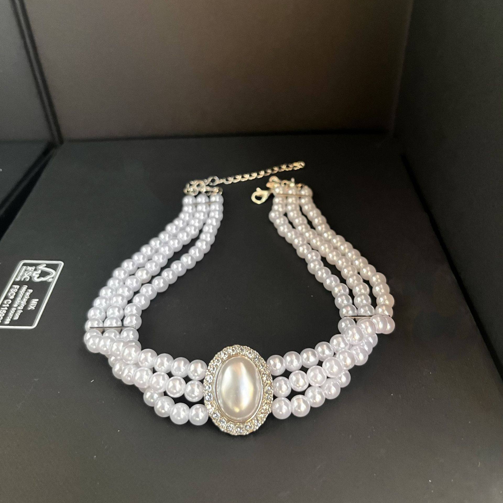 Pearl Necklace French Retro Multi-layer Pearl Necklace Oval Flash Diamond Clavicle Chain Necklace Hepburn Style Jewelry for Women