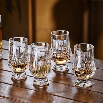 New Crystal Glass Fragrant Cup Professional Whiskey Tasting Cup Carved Flower Foreign Wine Glass Bamboo and Wooden Cup Holder suit
