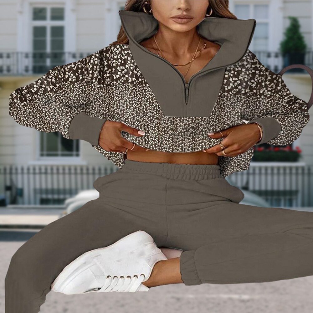 Womens Winter Casual Polka Dot Zip Up Set Stylish Collar Comfortable Fit Trendy Design Perfect for Everyday Wear
