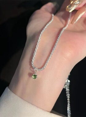 999纯银皇冠满天星项链女轻奢级感波光粼粼橄榄绿锆石颈链饰品