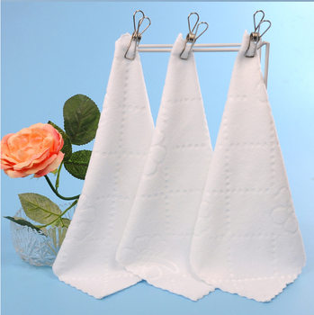 Fiber White Embossed Towel Catering Small Square Towel Kitchen Cleaning Disposable Small Towel Gift Wholesale Non-Cotton Square Towel