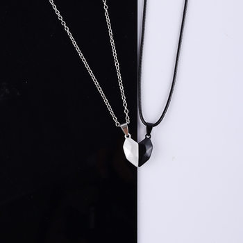 Wishing Stone Love Couple Necklace Magnet Heart-shaped Splicing Pendant Cross-border Creative Heart Couple Necklace Pair