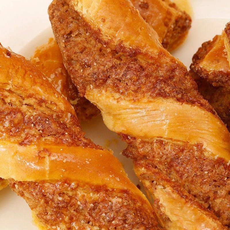 Kaka U Select 120g Butter Coconut Stick Boxed Casual Baked Pastry Bread Stick Snacks Afternoon Tea Snacks