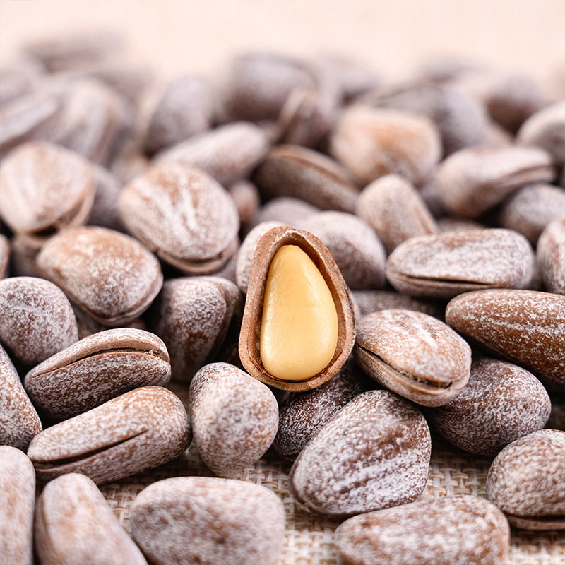 New Sea Salt Flavored Pine Nuts 250g Bagged 950 Large Pine Nuts Hand-Peeled Sea Salt Pine Nuts Nut Snacks Wholesale