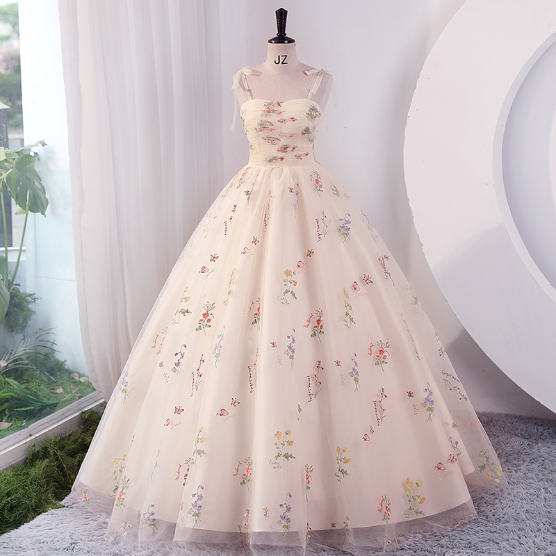 (Mới) Mã A0782 Giá 1440K: Áo Hai Dây Nữ Luryw Hai Dây Hở Vai Thời Trang Nữ Chất Liệu G04 Sản Phẩm Mới, (Miễn Phí Vận Chuyển Toàn Quốc).