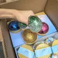 Large 10cm gold powder fried bun (random color)