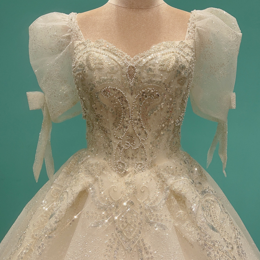 Retro French Zhuhun Yarn New Bride Puff Large Drag Tail Luxurious Heavy Palace Wind Star A Item On behalf of  复古法式主婚纱新款新娘泡泡袖大拖尾奢华重工宫廷风星空一件代发 Retro French Zhuhun Yarn New Bride Puff Large Drag Tail Luxurious Heavy Palace Wind Star A Item On behalf of 