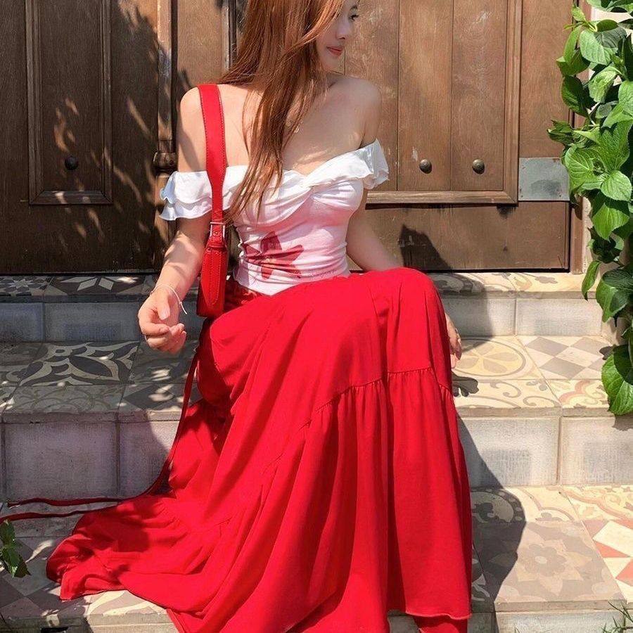 Summer Women's Suit 2025 New Style Top, One-Piece Slim-Fitting Red High-Waisted Skirt Two-Piece Set