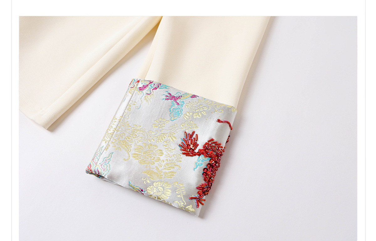 Áo sơ mi nam dài tay thêu họa tiết rồng, chất liệu polyester phối nylon, cổ tròn, phong cách thanh lịch
