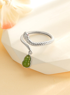 S925纯银小灵蛇戒指新中式小众设计葫芦蛇形开口戒本命年节日礼物