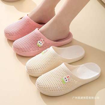 2025 New Summer Hole-In-The-Wall Sandals, Flats-Bottomed Toe-Toe Slippers for Women, Soft-Soled Non-Slip Indoor and Outdoor Casual Bathroom Slippers