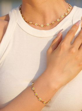 2022跨境新款钛钢饰品项链手链18K金白色/彩色小雏菊链条项链手链