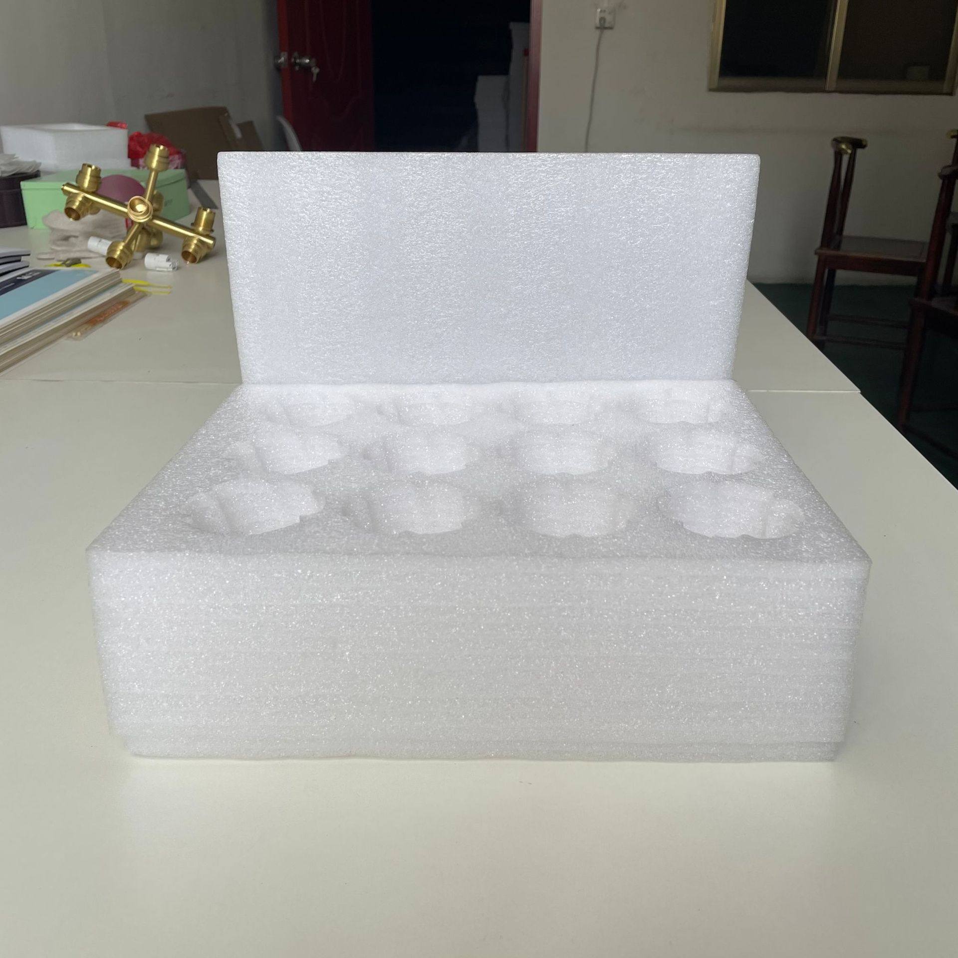 Epe Pearl Cotton Spot Shock-Proof and Drop-Proof Express Mail Special Foam Packaging Box Special Goose Egg Packaging Box