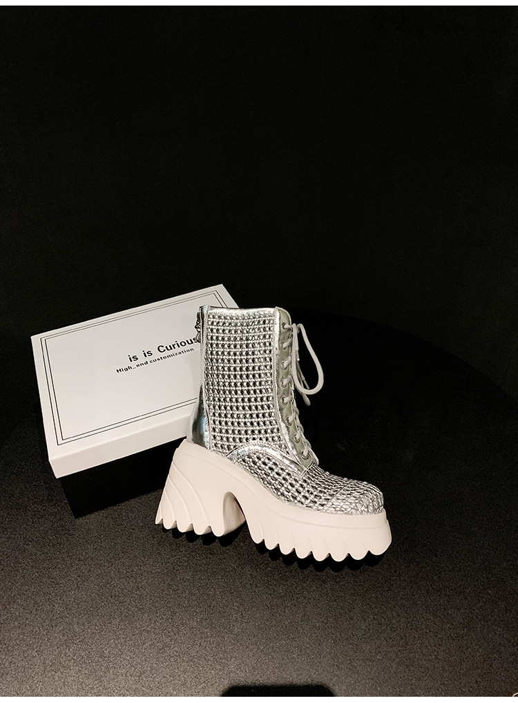 Boot nữ cổ thấp khoét lỗ thoáng khí đế dày tôn dáng gót thô — Màu bạc, màu đen, Màu trắng ngà