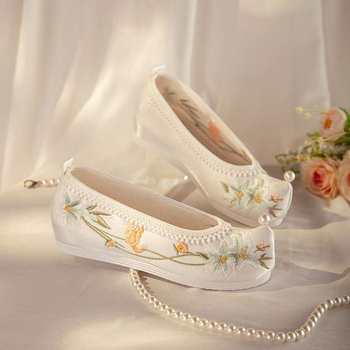 Hanfu Shoes Authentic Original New Spring and Summer Original Embroidered Shoes Women's Flat Shallow Mouth Ancient Style Shoes Ming Dynasty Height-Increasing Cloth Shoes