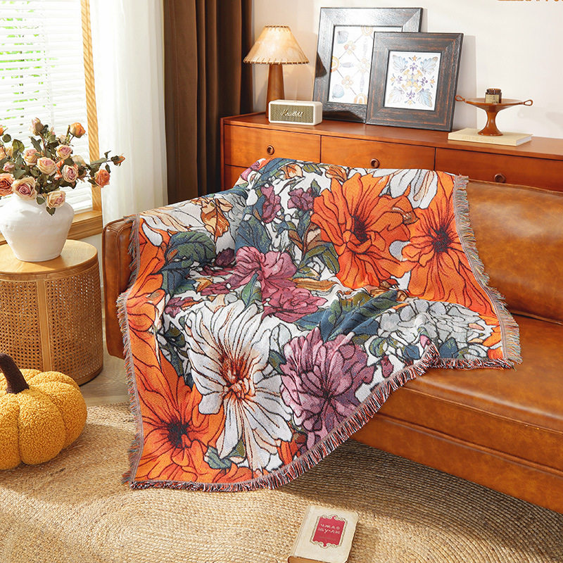 Cross-border custom flower decorative tapestry picnic blanket multi-functional cotton thread blanket sofa cover blanket outdoor camping blanket factory