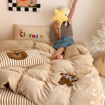 Ins Cartoon Milk Velvet Embroidered Quilted Bed Cover Three-piece Set Autumn and Winter Warm Apple Panda Patch Embroidered Quilt Cover