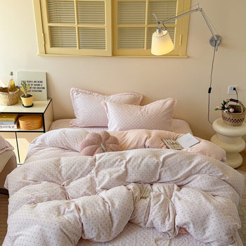 Cream Polka Dot 230g Milk Velvet Bed Cover Four-Piece Winter Thickeneded Fleece-Lined Coral Velvet Bed Bed Sheets Quilt Cover Set