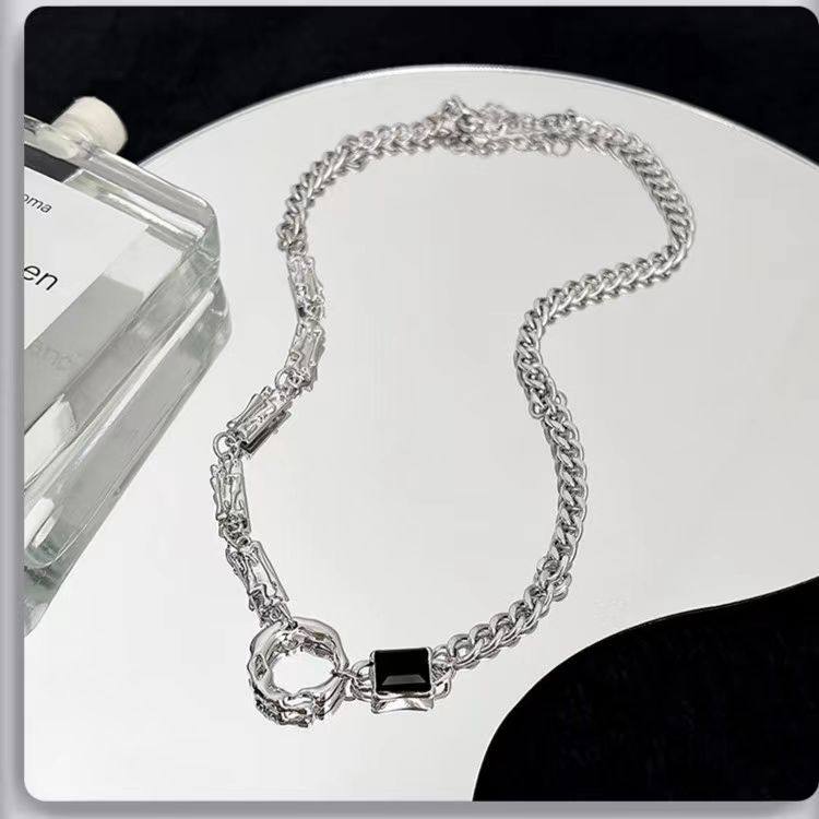 Necklace men's fashion trend titanium steel non-fading clavicle chain personality simple handsome men's hip hop neutral wind jewelry