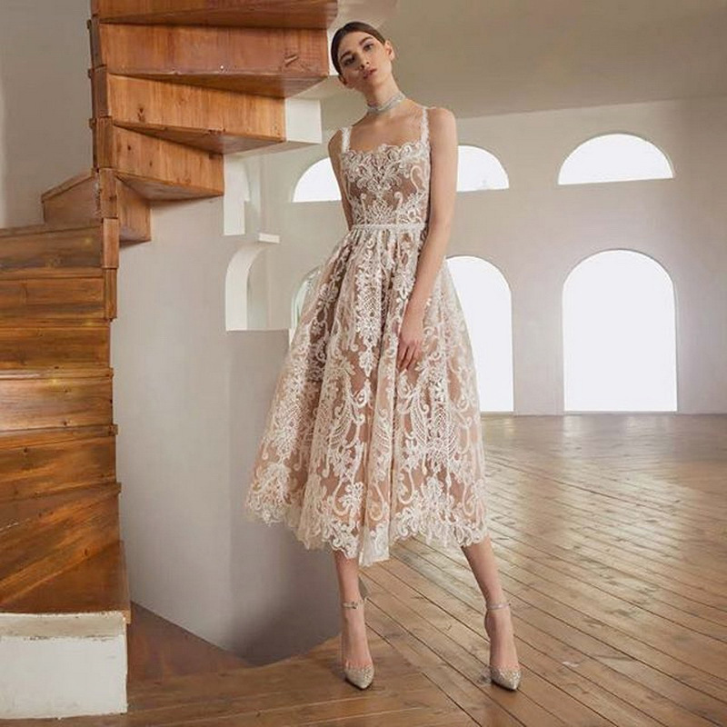 (Mới) Mã A3564 Giá 1090K: Áo Hai Dây Nữ Gutdi Thêu Họa Tiết Hoa Hai Dây Hở Vai Thời Trang Nữ Chất Liệu G03 Sản Phẩm Mới, (Miễn Phí Vận Chuyển Toàn Quốc).