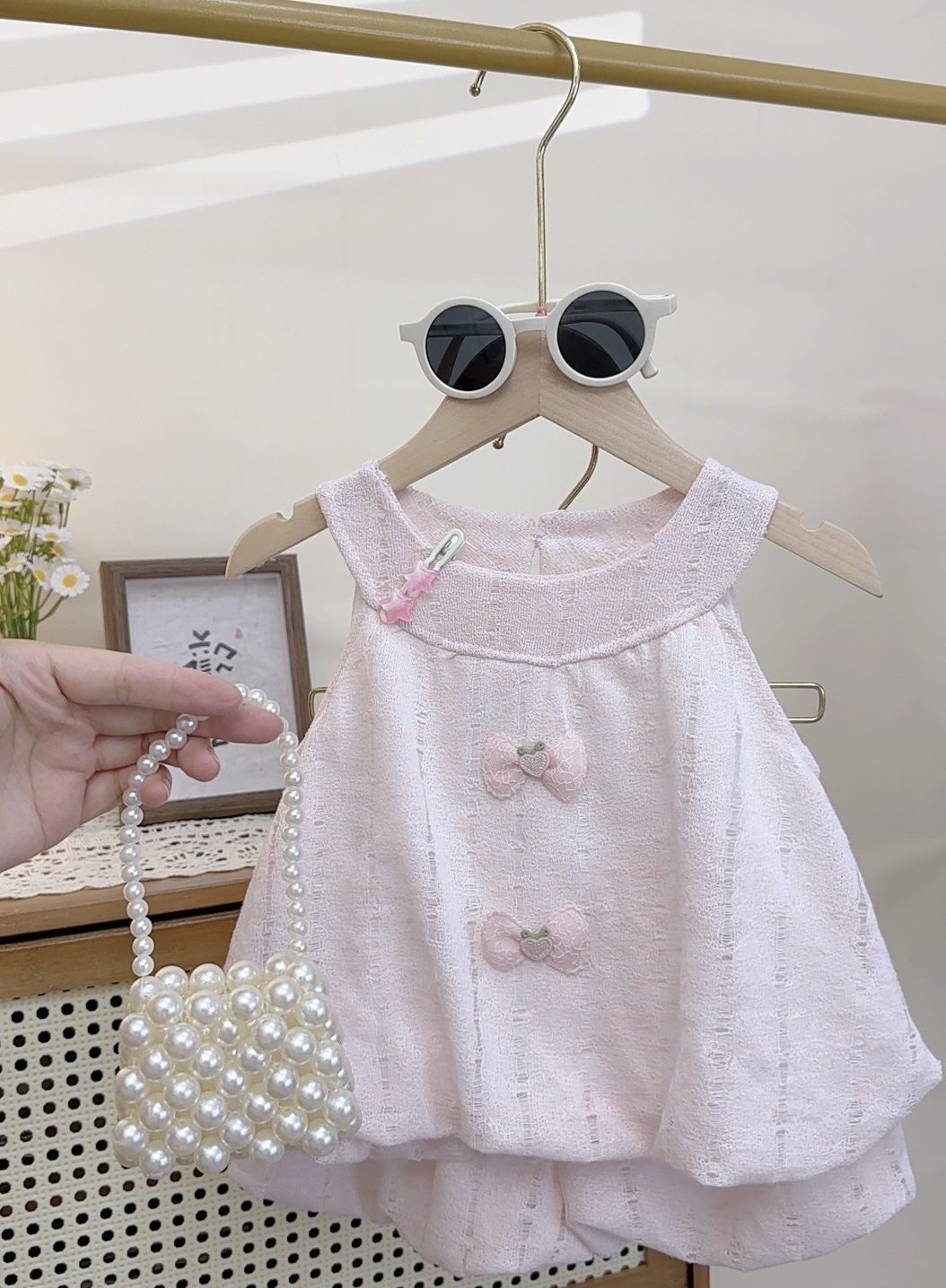 French Retro 3D Butterfly Decor Sleeveless Halter Top, Girls' Summer Designer Skirt Set with Floral Bag