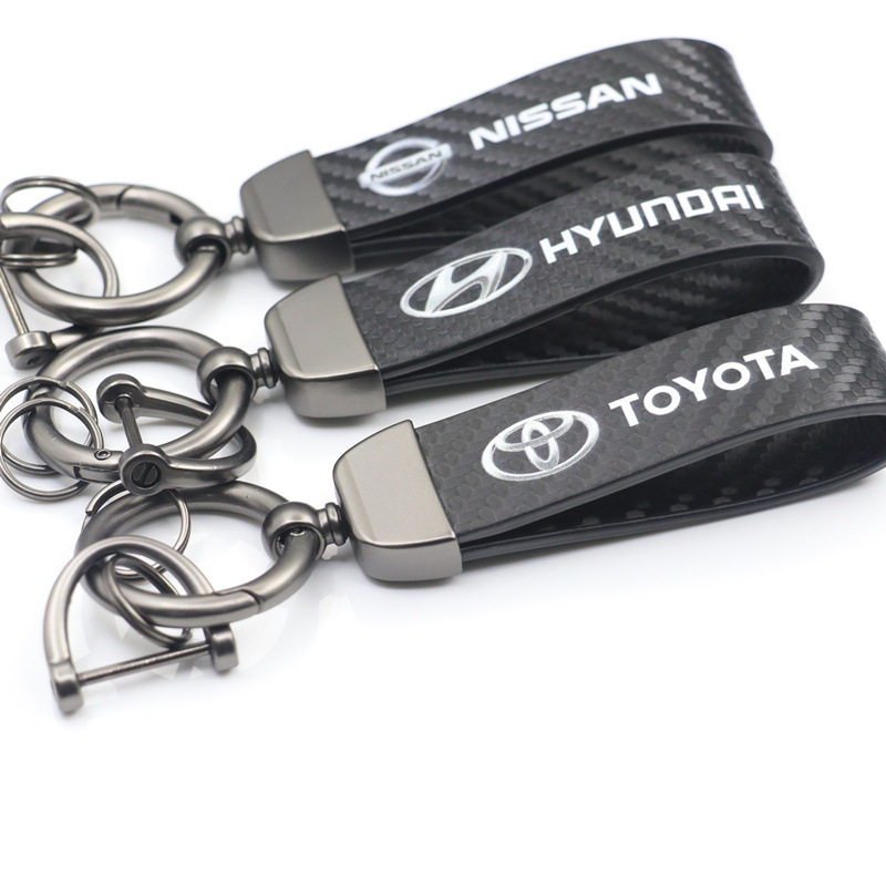 Toyota special carbon fiber pattern keychain metal key ring RAM key rope high-end car interior supplies lanyard