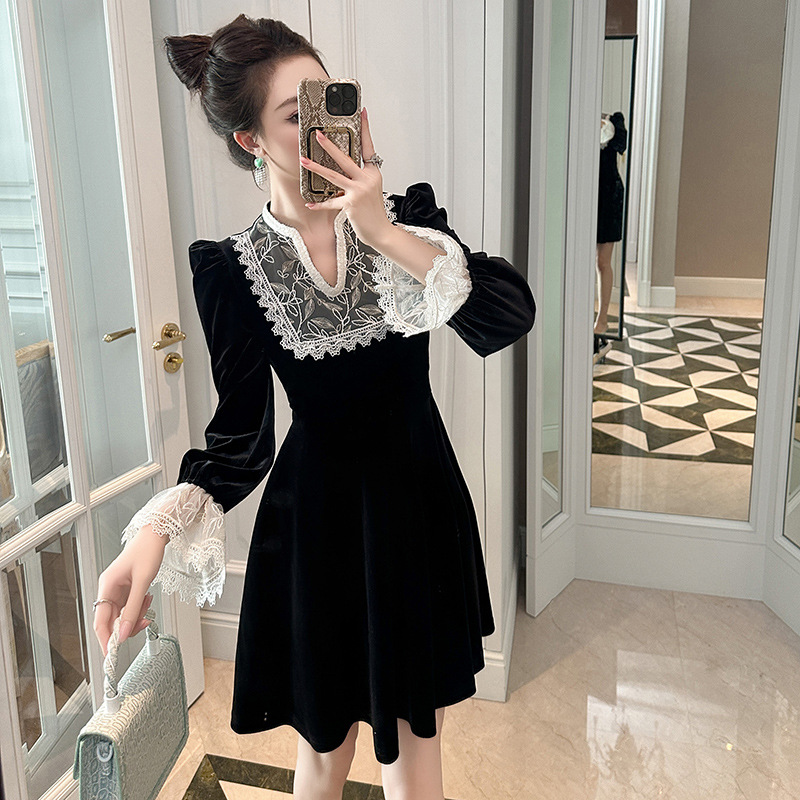 (Mới) Mã B0724 Giá 1390K: Váy Đầm Liền Thân Nữ Chtdng Cao 10Cm Hàng Mùa Xuân Thu Đông Cổ Chữ V Thời Trang Nữ Chất Liệu Ren G04 10 Sản Phẩm Mới, (Miễn Phí Vận Chuyển Toàn Quốc).