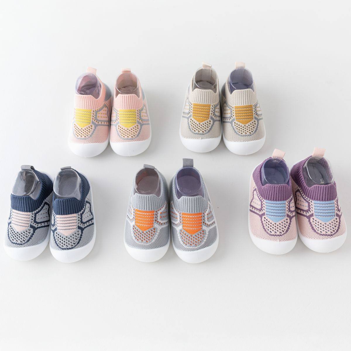 Spring and Summer Baby Shoes 1-3 Years Old Soft-Soled Non-Slip Toddler Shoes Breathable Mesh Fly-Knit Shoes Boys and Girls Shoes Baby Shoes