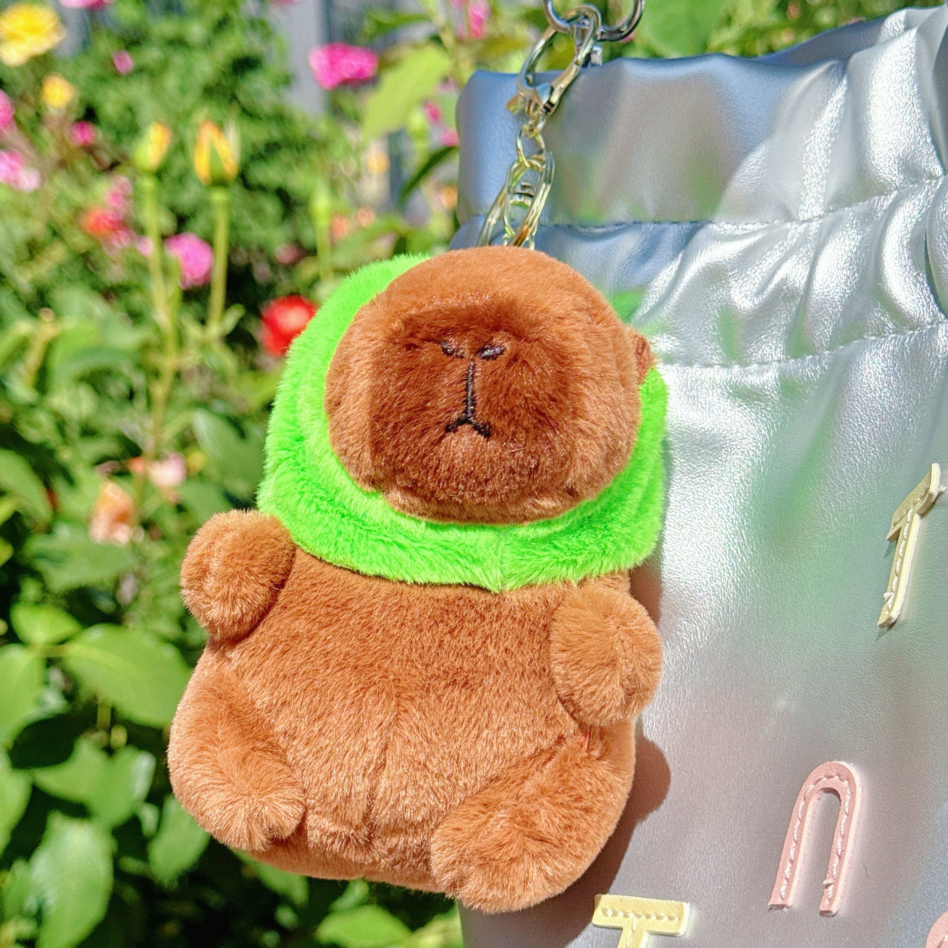 可爱卡皮巴拉公仔水豚鼠毛绒玩具玩偶钥匙扣书包挂件抓机娃娃批发