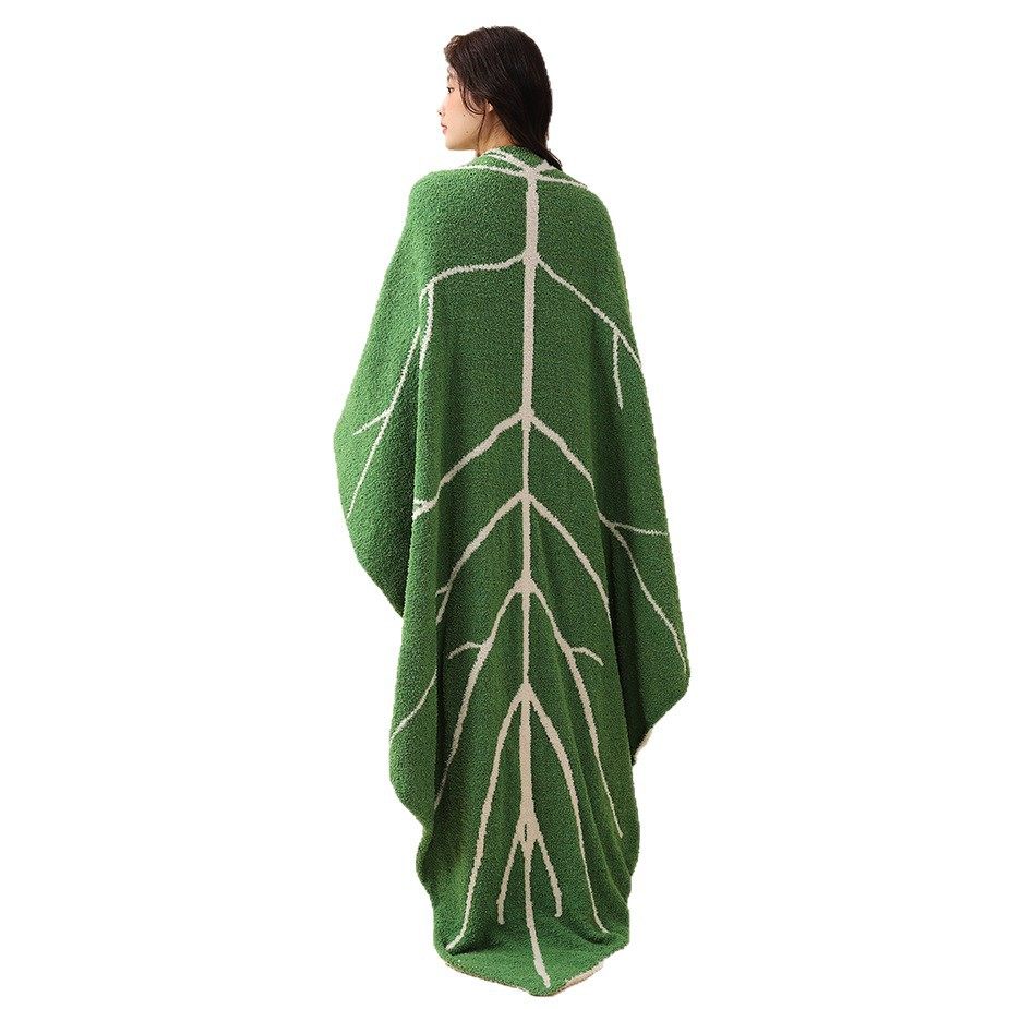 Thermal Plant Leaves Half Velvet Throw Blanket Soft Bedroom Sofa Blanket Air Conditioning Quilt Creative Office Shawl Decorative Blanket