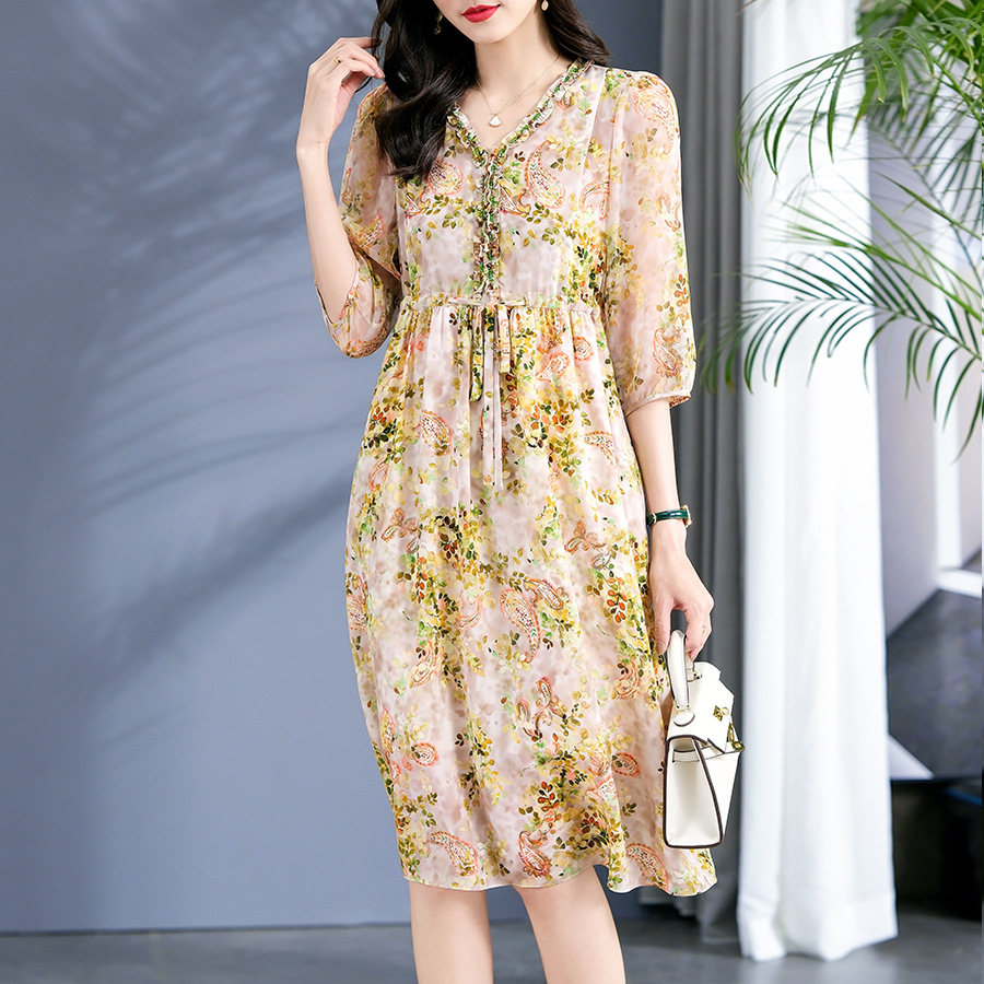 (Mới) Mã K6991 Giá 2910K: Váy Đầm Liền Thân Nữ Shtde Họa Tiết Hoa Cổ Chữ V Thời Trang Nữ Chất Liệu Lụa Tơ Tằm G06 Sản Phẩm Mới, (Miễn Phí Vận Chuyển Toàn Quốc).