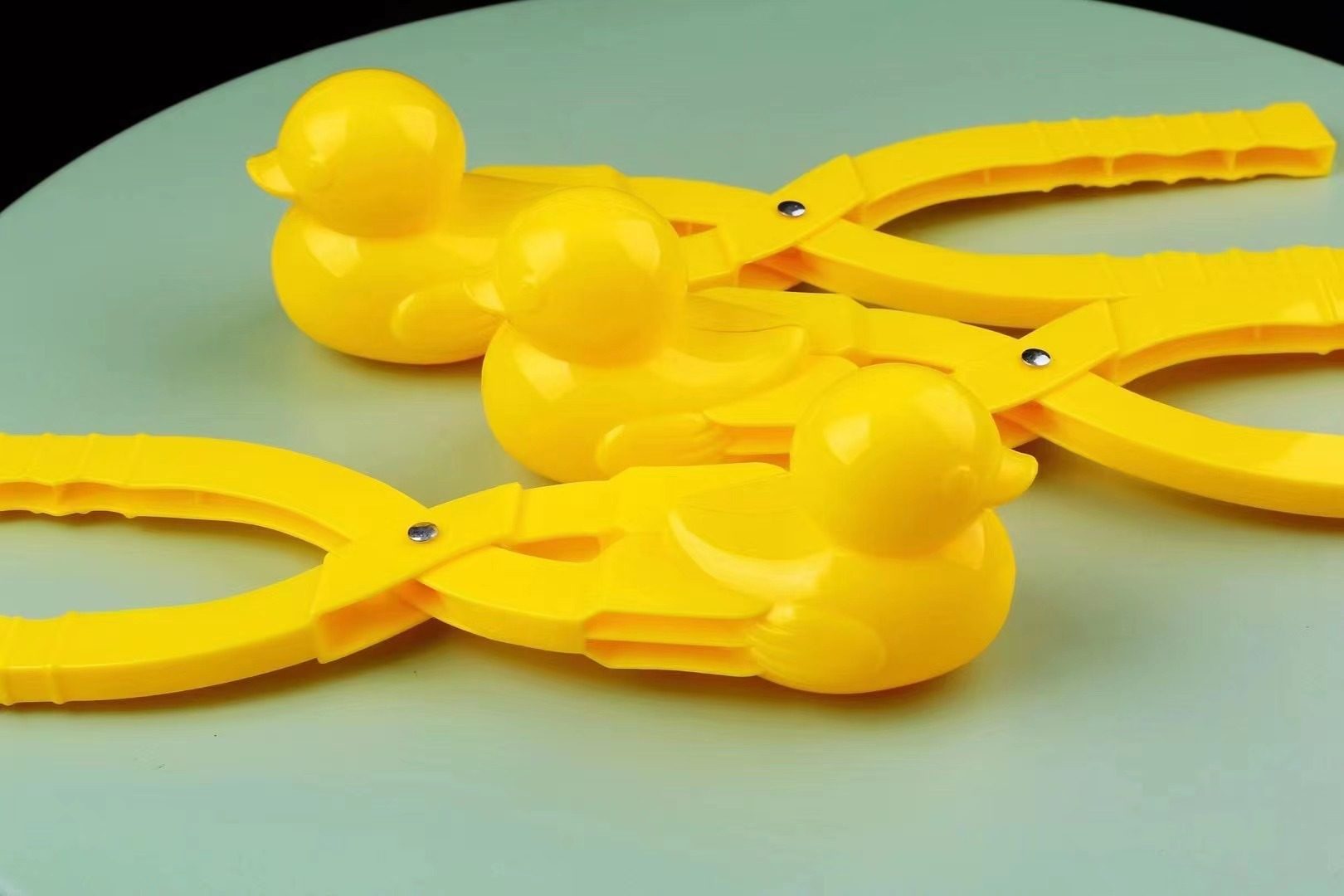 儿童玩雪玩具 夹雪器神器雪球夹 勺打雪仗工具沙球夹子沙滩玩具