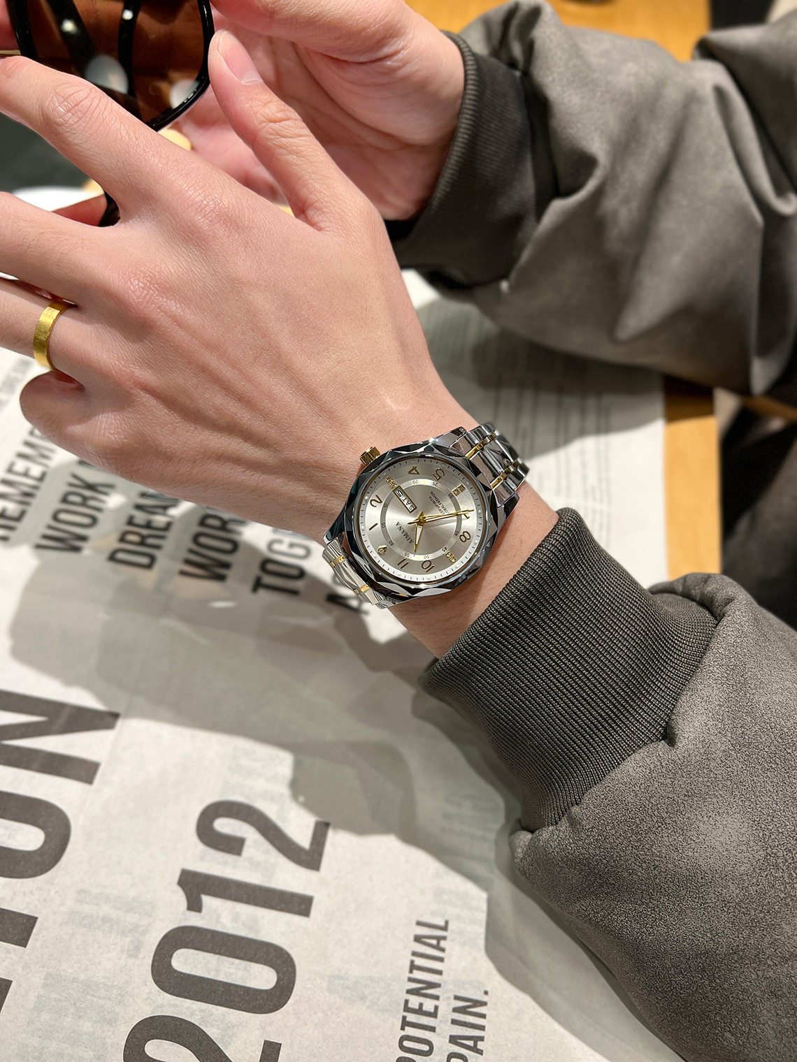 O1CN01hiGj0p1Y0Df0sluUa !!2216212932996 0 cib