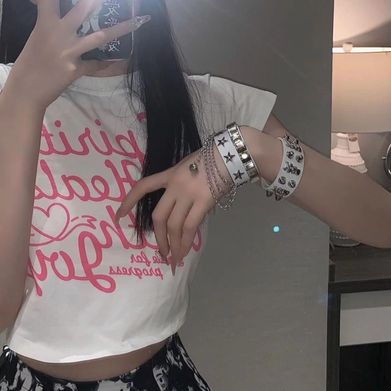 Cross-border hot sale European and American fashion multi-layer leather wide bracelet personality domineering skull rivet punk hip hop bracelet jewelry