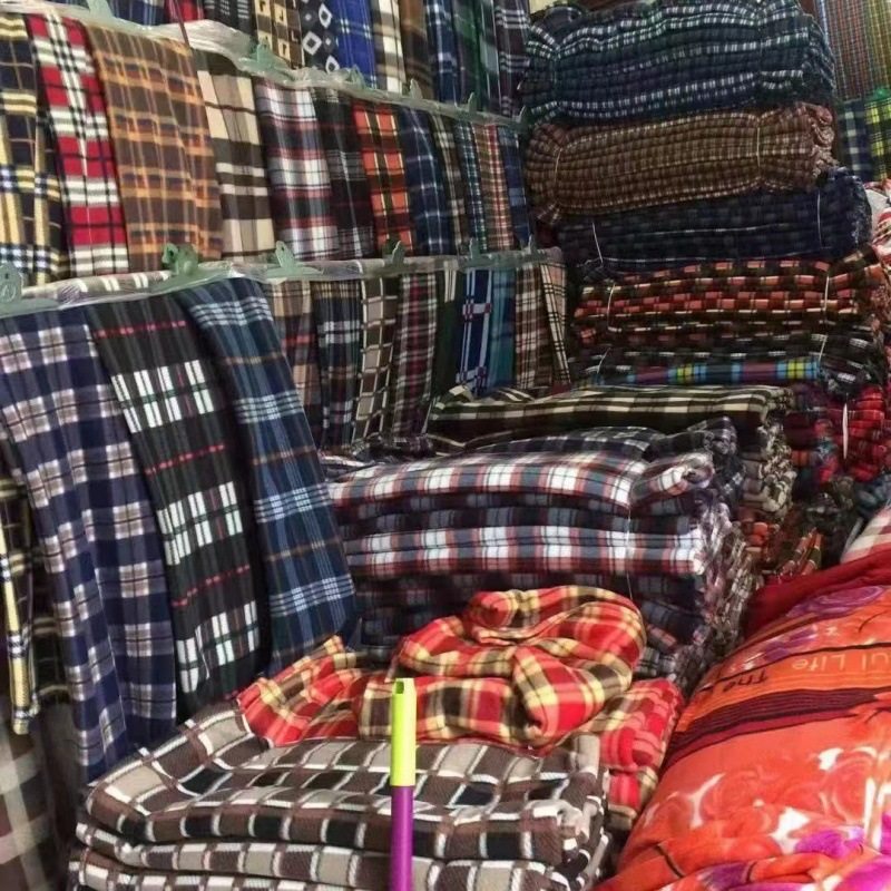 Stock flannel blanket coral fleece gold mink fleece milk fleece blanket gift foreign trade afternoon leisure pet blanket sheets