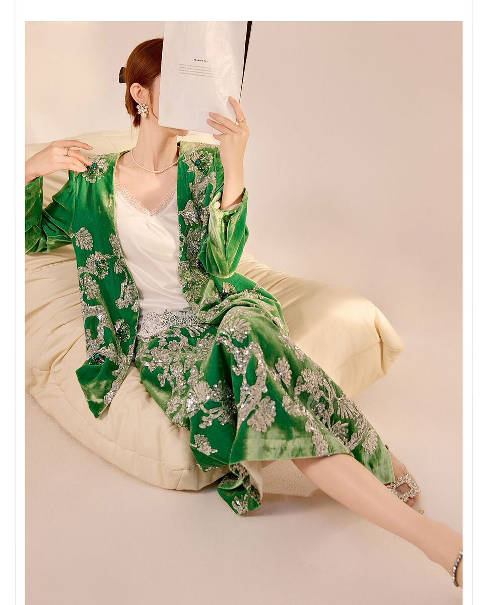 Bộ áo khoác cardigan và chân váy nữ thêu đính hạt lụa tơ tằm cao cấp — Váy (giao hàng trong 7 ngày), Váy (giao hàng trong ngày), Áo khoác (giao hàng trong 7 ngày)