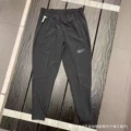 4834 black trousers