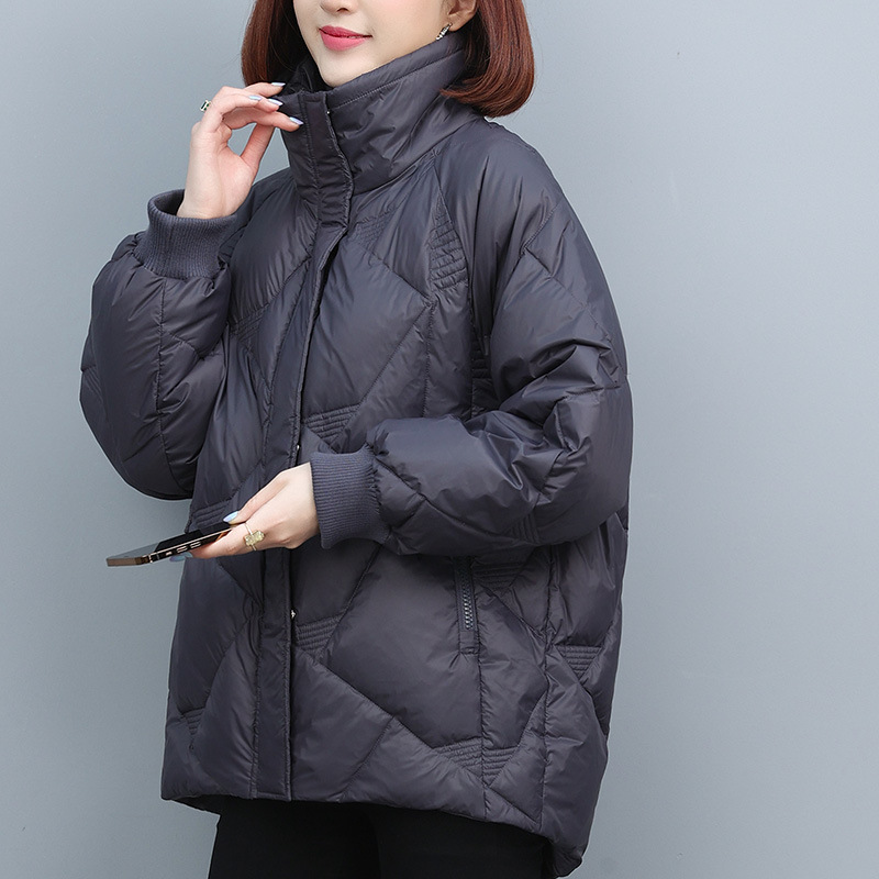 (Mới) Mã B9045 Giá 2310K: Áo Khoác Nữ Tedge Big Size Ngoại Cỡ Hàng Mùa Xuân Thu Đông Trung Niên Dày Ấm Thời Trang Nữ Chất Liệu Vải Bông G05 Sản Phẩm Mới, (Miễn Phí Vận Chuyển Toàn Quốc).