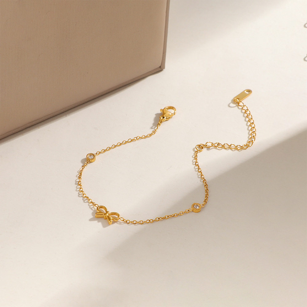 Fashionable, Compact and Exquisite Bow Bracelet for Women, Titanium Steel, Non-Fading, 2025 New Style, 18K Gold, Versatile and High-End