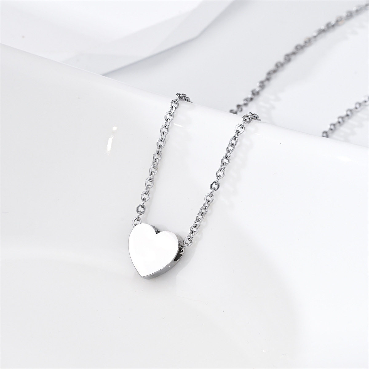 Cross-border Hot Selling Personality Fashion Couple Girlfriend Gift Necklace Mirror Stainless Steel Peach Heart Love Exquisite Pendant