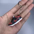 Dunk Slam Dunk Black Red (Single Keychain)