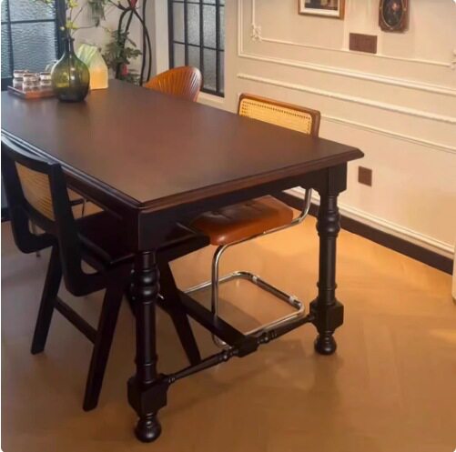 法式实木餐桌家用小户型中古风饭桌黑色桌子侘寂风美式乡村别墅桌