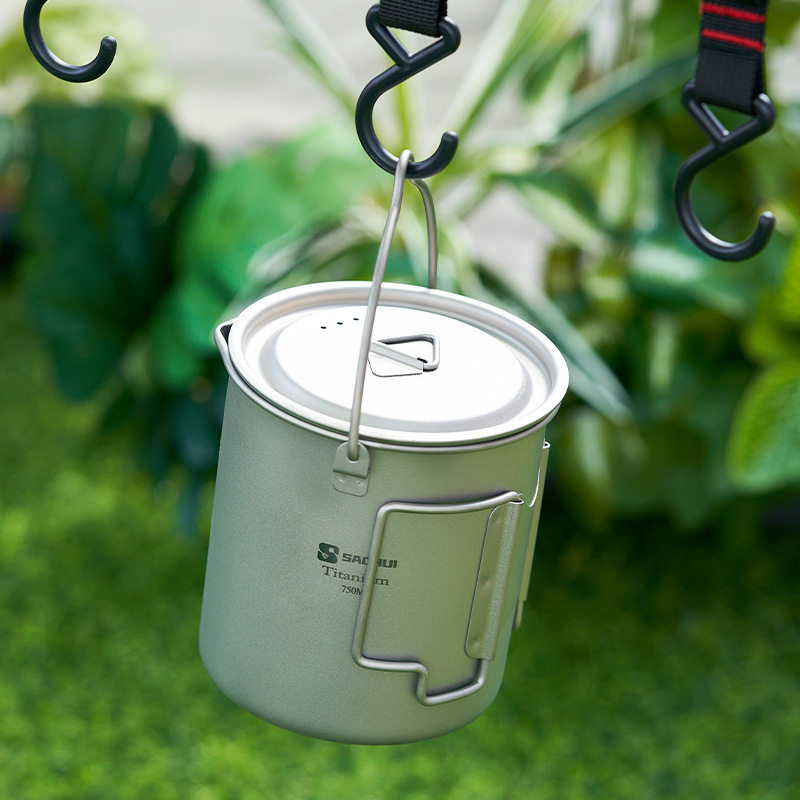Outdoor Pure Titanium Cup Hanging Pot Foldableing Handle Travel Camping Pot Single Lunch Box with Lid 750ml Instant Noodles Lightweight