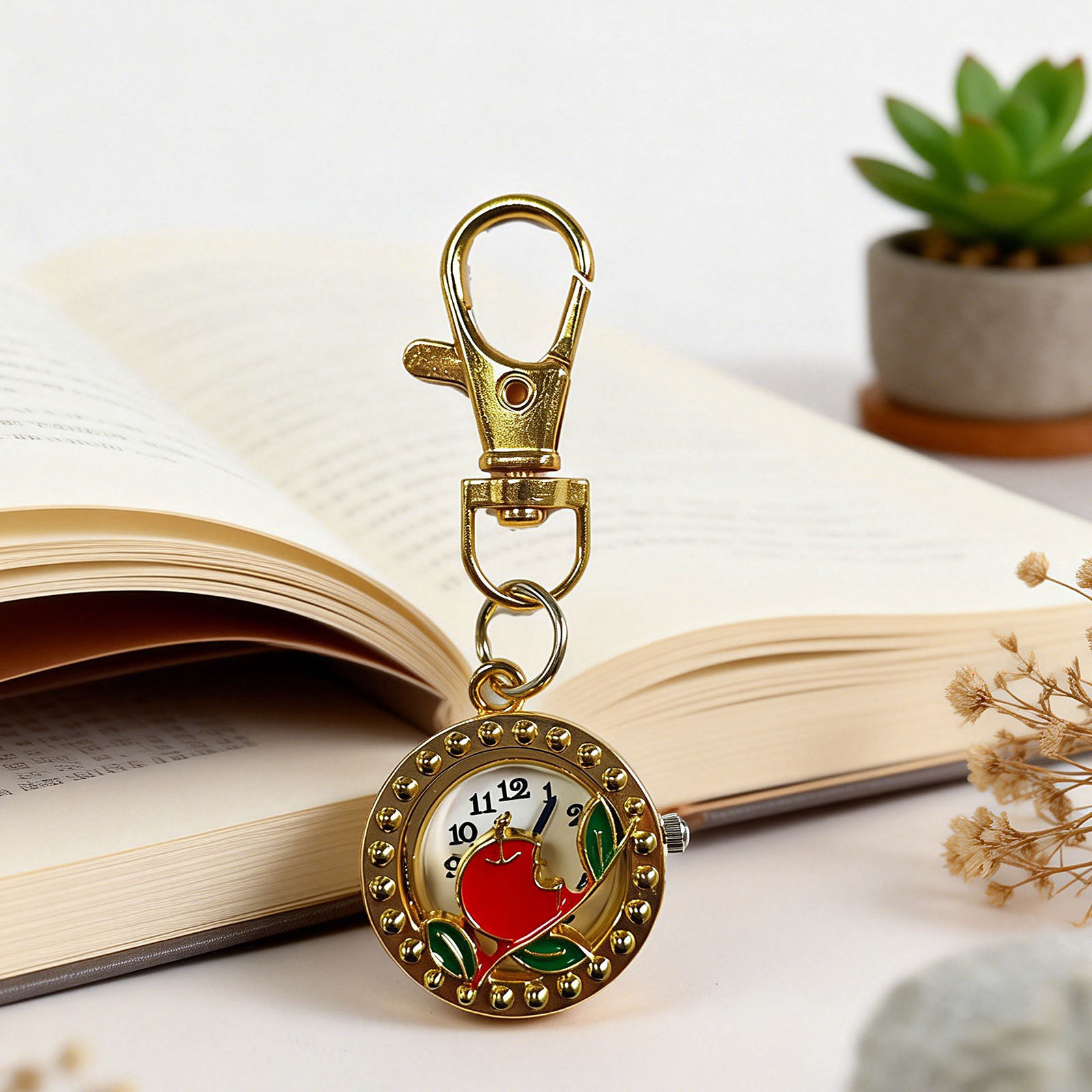 Cute Hollow Alloy Pendant Watch Poker Retro Pocket Watch Round Dial Fruit Rabbit Pattern Watch Women Wholesale